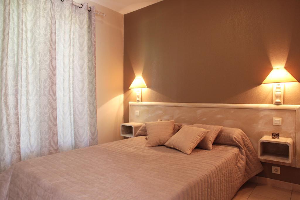 Domaine Les 4 Vents Villa Патримонио Стая снимка